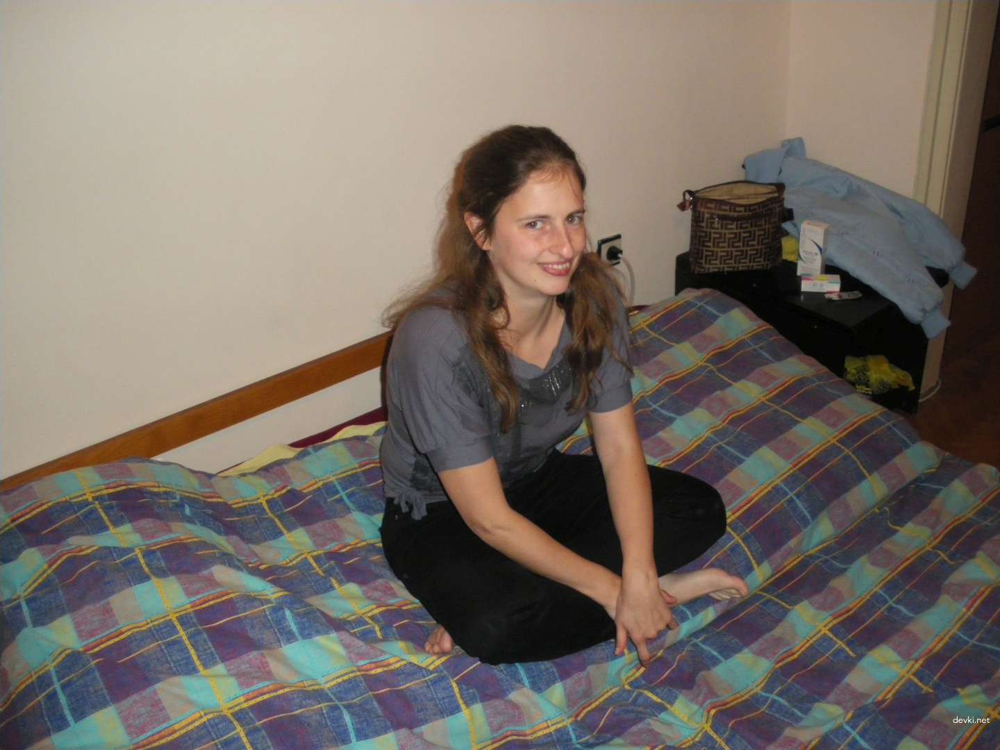 Naked Moscow Girl: Explicit Amateur Photoshoot