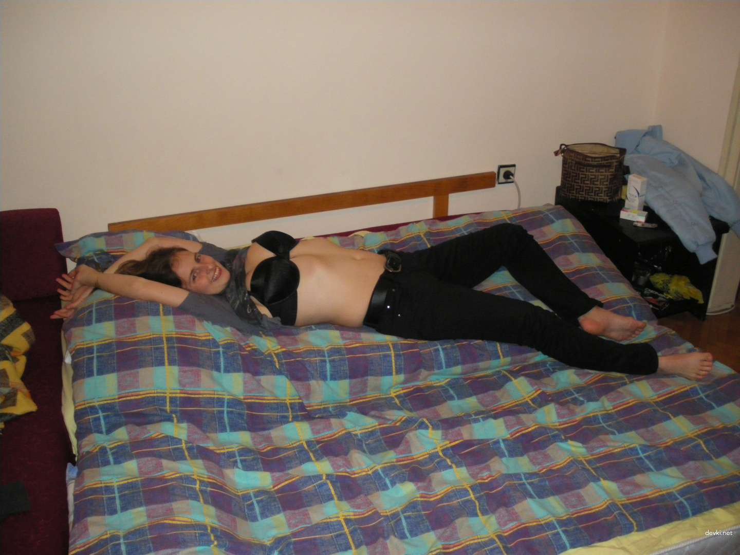 Naked Moscow Girl: Explicit Amateur Photoshoot