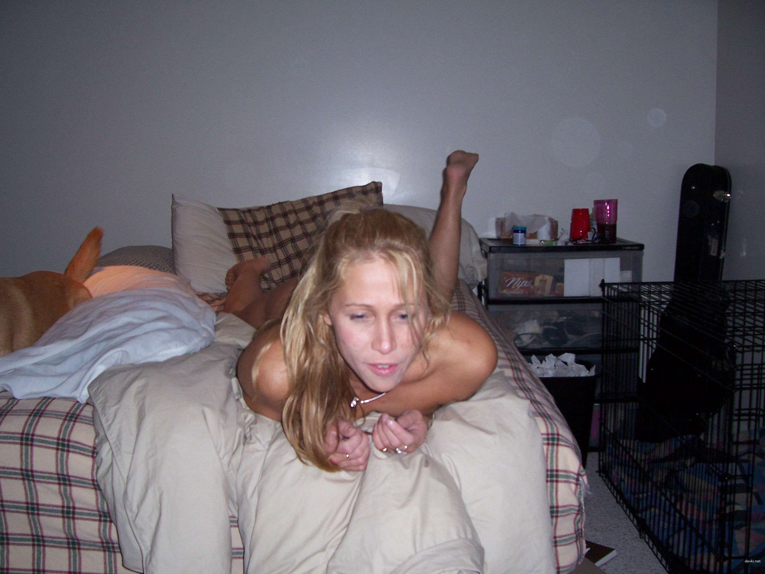 Amateur Topless Babe Poses Seductively - Explicit Photo