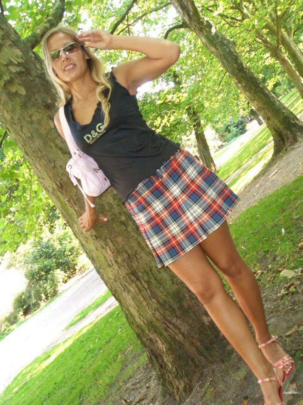 Explicit Amateur Nude Woman Porn Photos - Real Homemade XXX Pics