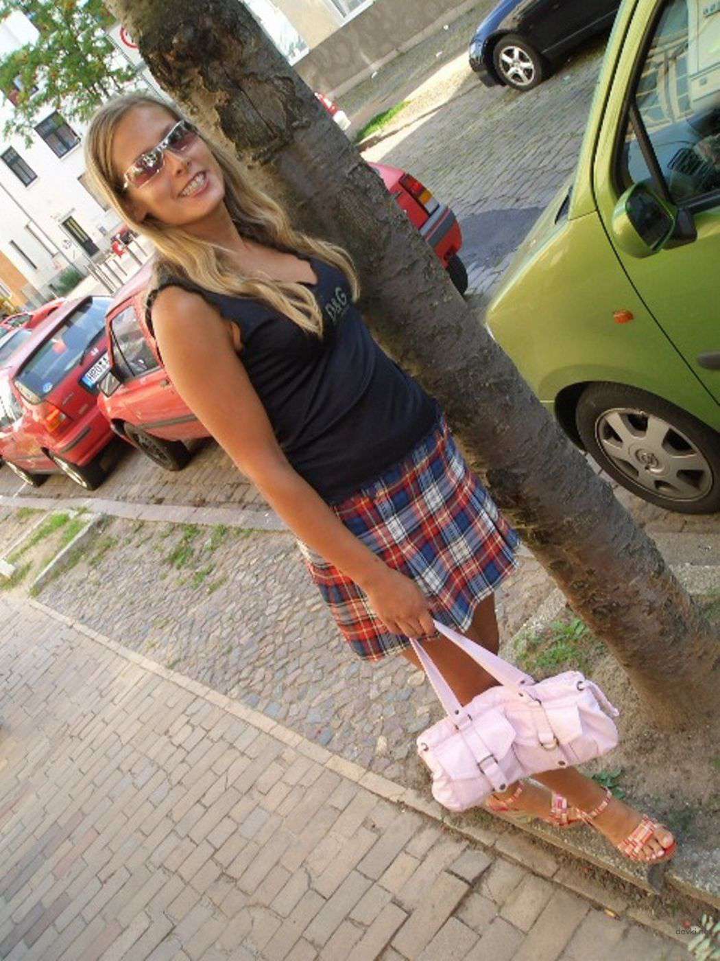 Explicit Amateur Nude Woman Porn Photos - Real Homemade XXX Pics