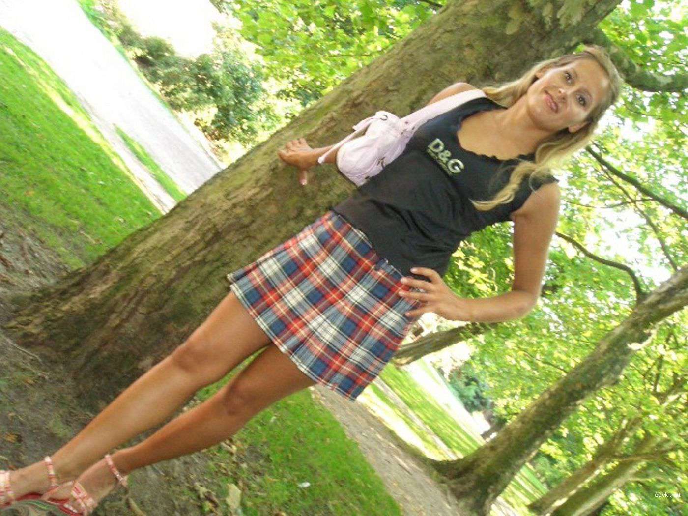 Explicit Amateur Nude Woman Porn Photos - Real Homemade XXX Pics