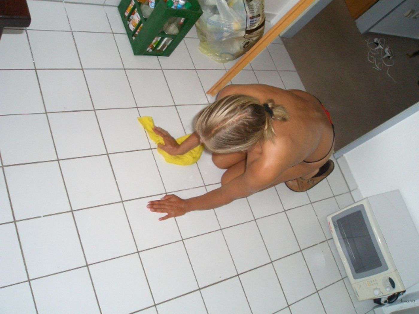 Explicit Amateur Nude Woman Porn Photos - Real Homemade XXX Pics