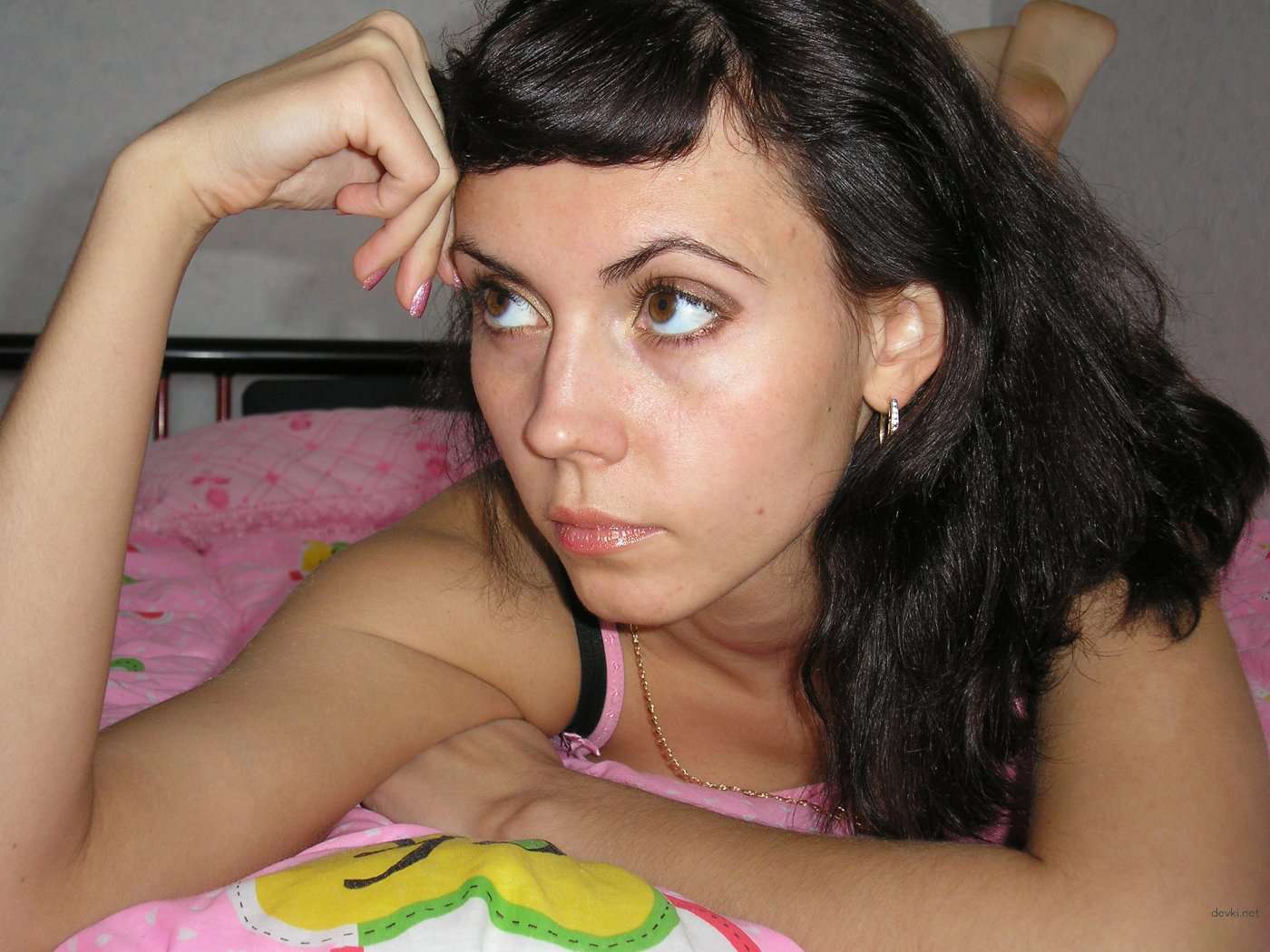 Explicit Nude Amateur Girl Posing Porn Photos