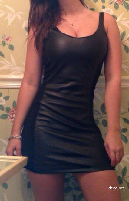 Amateur Babes with Huge Tits - Explicit Porn Pics