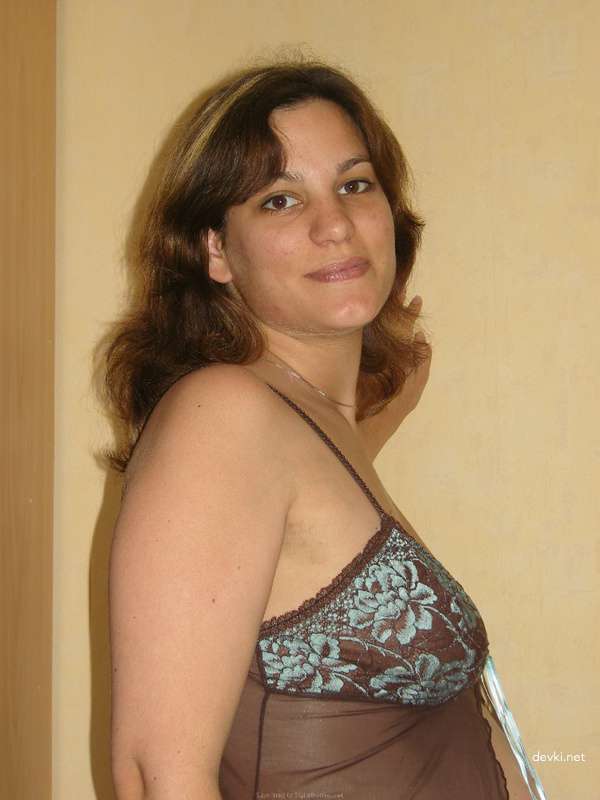 Amateur Interracial Sex: White Slut Fucks Black Stud