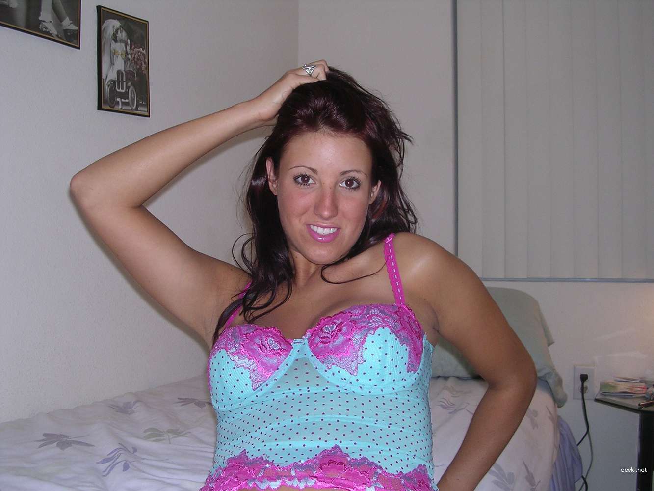 Amateur Teen with Amazing Ass in Homemade Porn - Explicit Photos