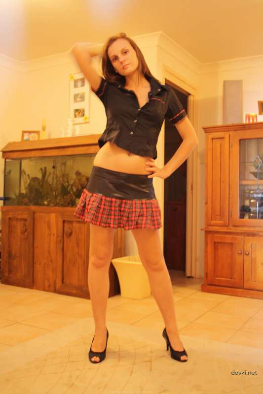 Sexy Girlfriend's Explicit Strip Tease Amateur Porn Photos