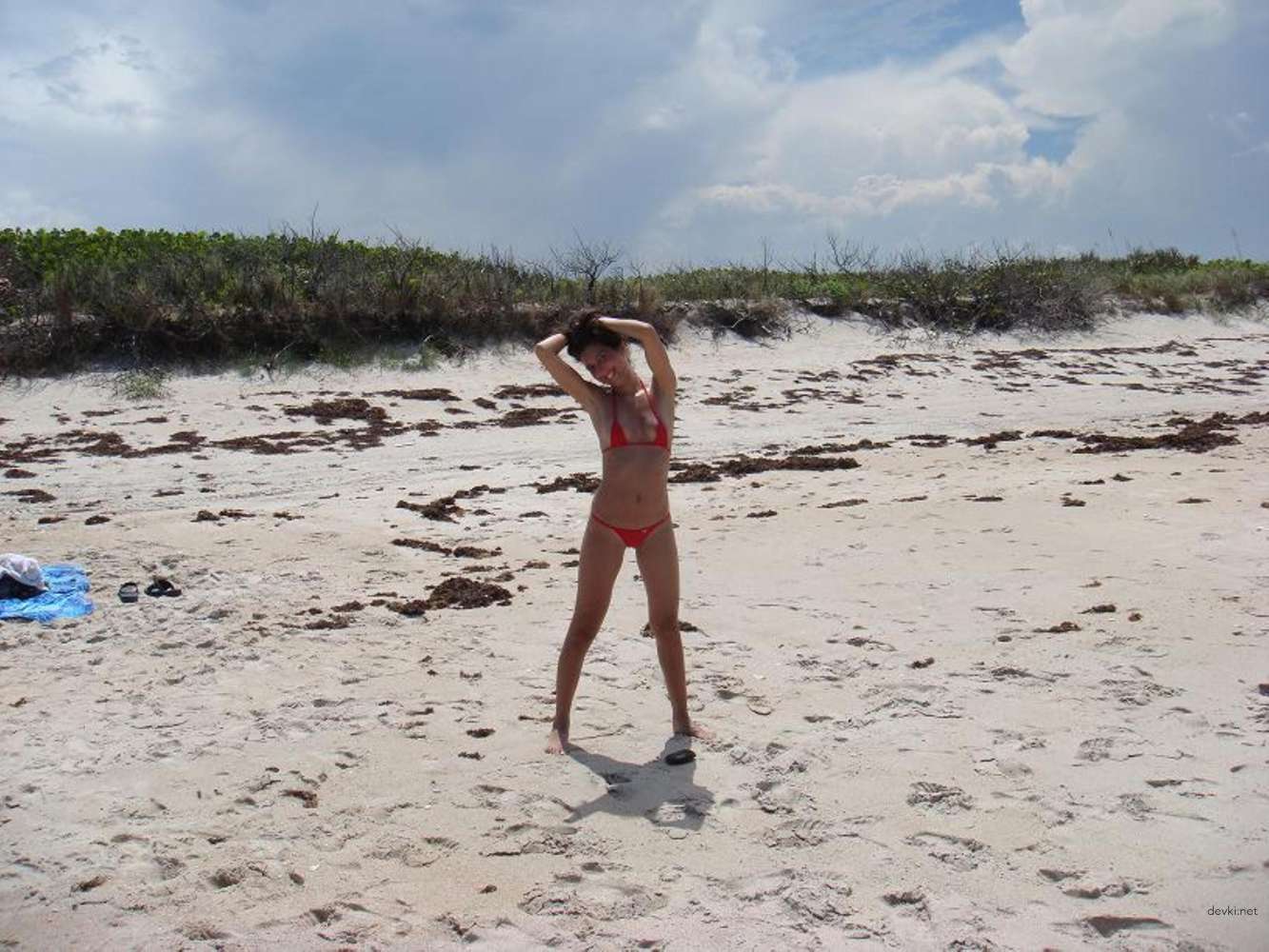 Amateur Girl Nude Posing and Blowjob in Private Porn Photos