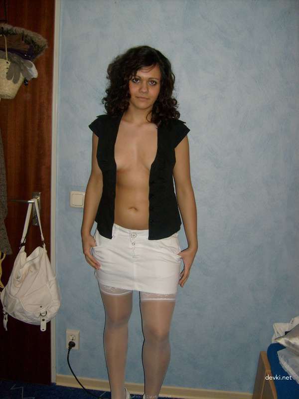 Explicit Amateur Porn: Dildo Play and Masturbation Photos