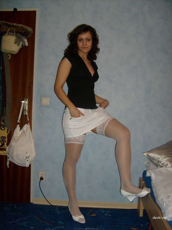 Explicit Amateur Porn: Dildo Play and Masturbation Photos