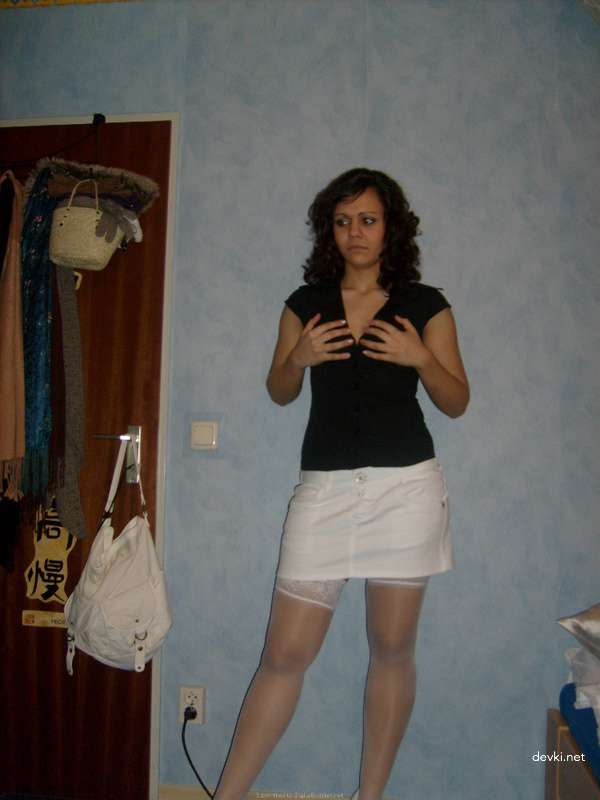 Explicit Amateur Porn: Dildo Play and Masturbation Photos