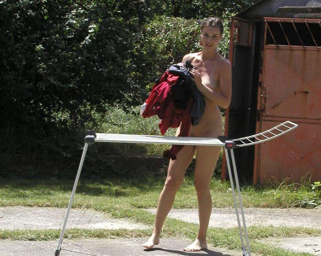 Explicit Amateur Porn: Woman Naked Playing with Dog and Having Sex