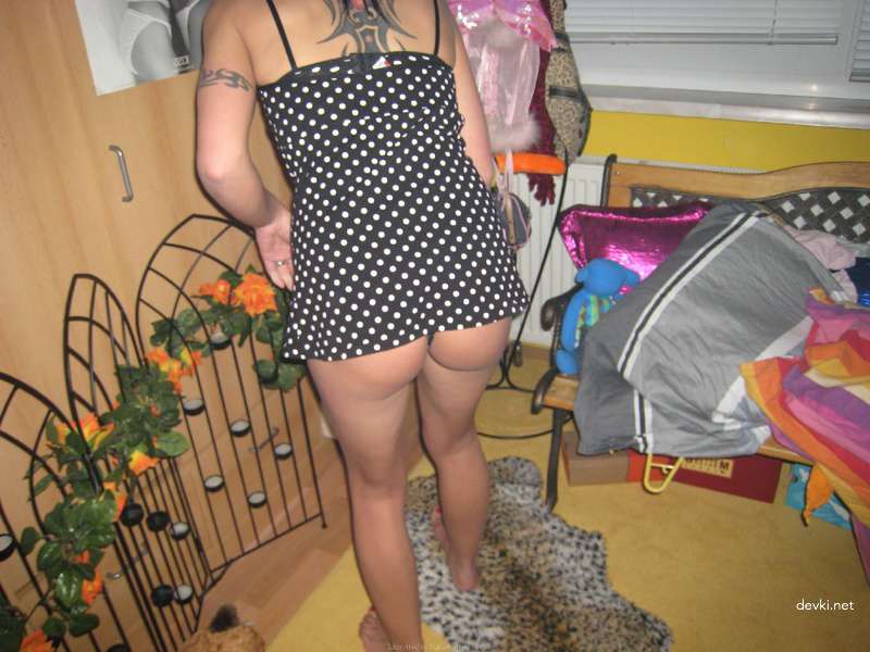 Inked Slut Fucks on Camera: Explicit Amateur Porn Photo