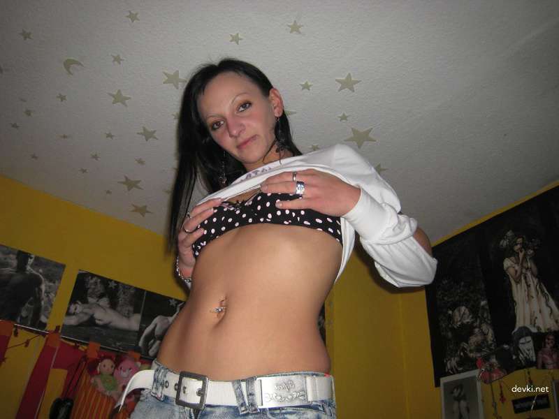 Inked Slut Fucks on Camera: Explicit Amateur Porn Photo