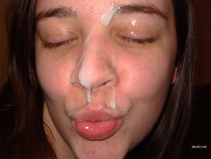 Hot Girls Take Cumshots on Their Faces: Amateur Porn Pics