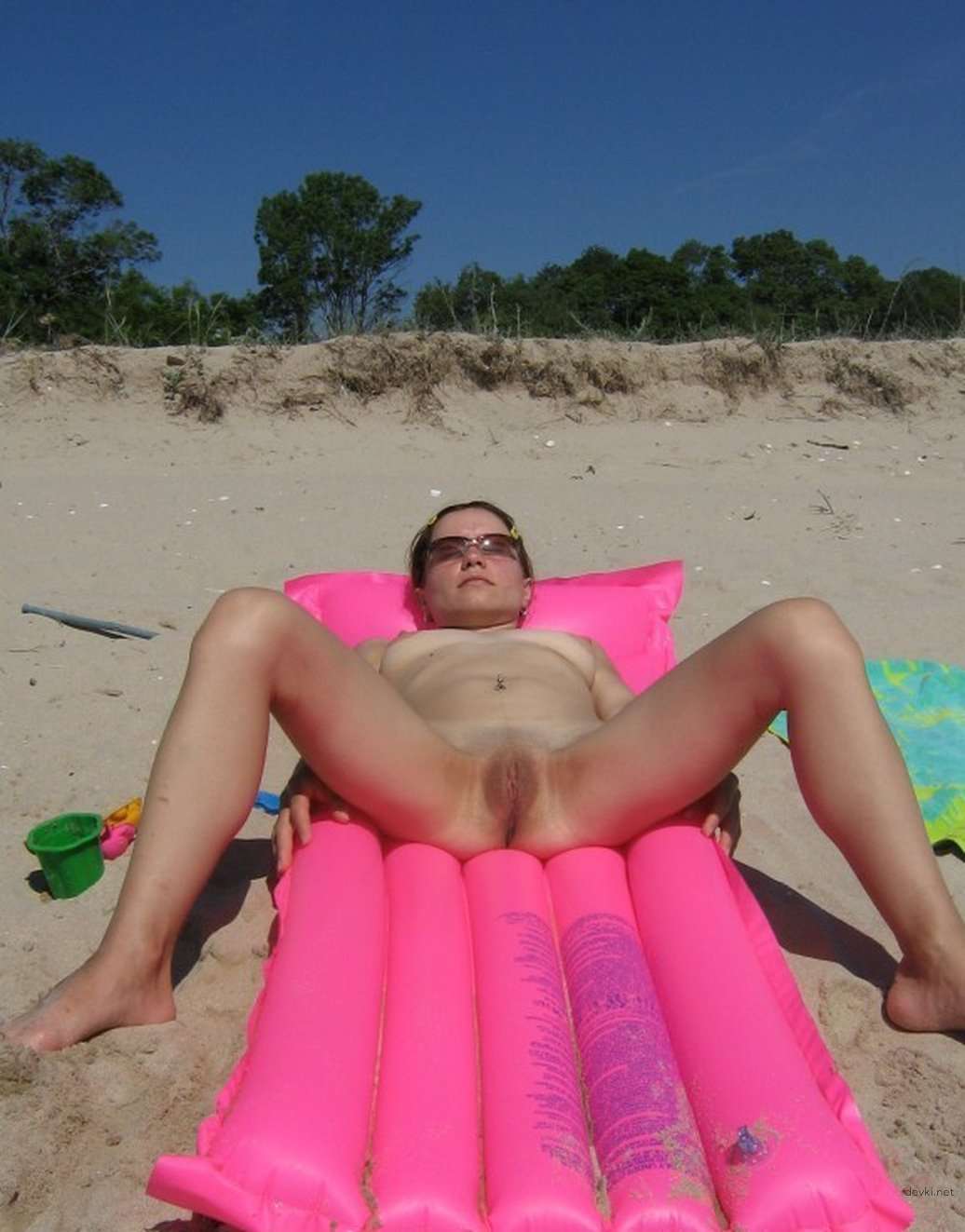 Double Penetration Amateur Porn Photo: Two Dicks in Action