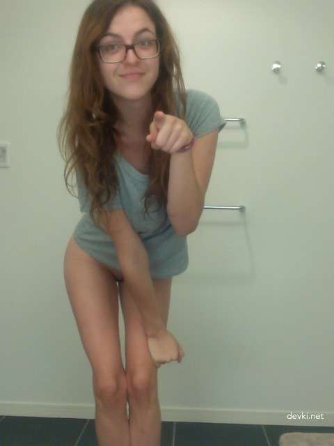 Hot Chick's Perky Tits Exposed in Amateur Porn