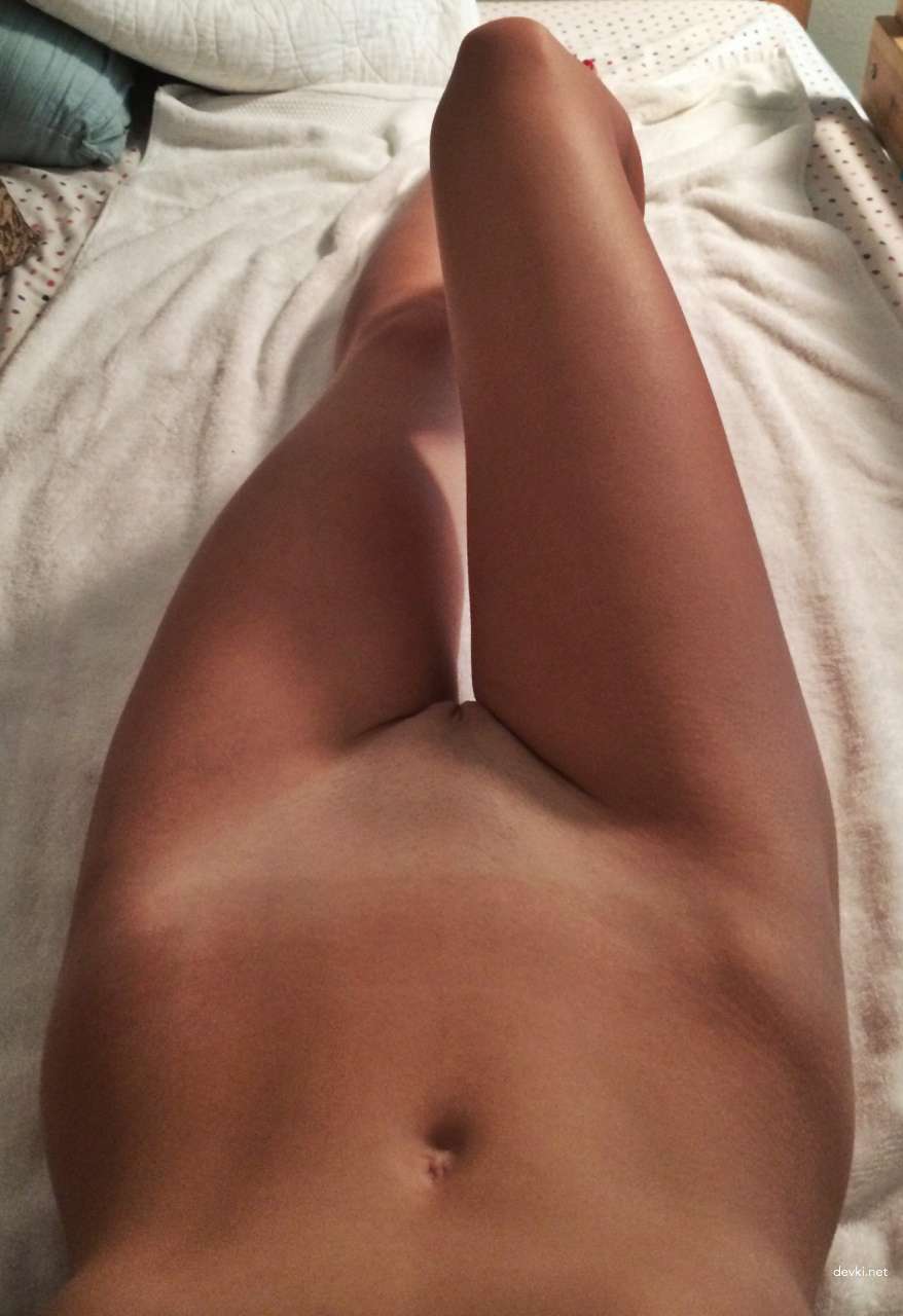 Amateur Beauty's Private Porn Pics: Explicit XXX Photos