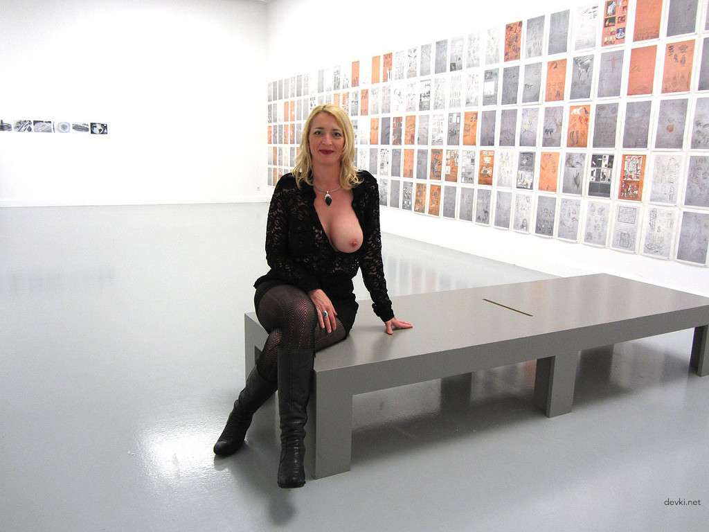 Hot Amateur Wife Private Porn Pics - Explicit Homemade Photos