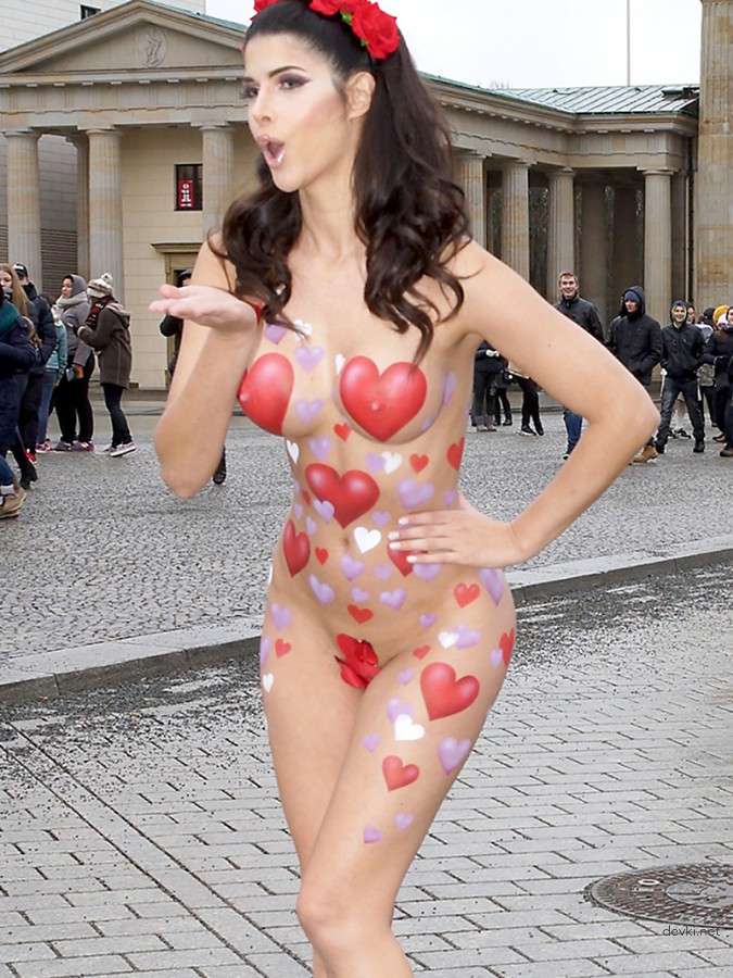 Amateur Porn Compilation: Explicit Erotic Photos Collection