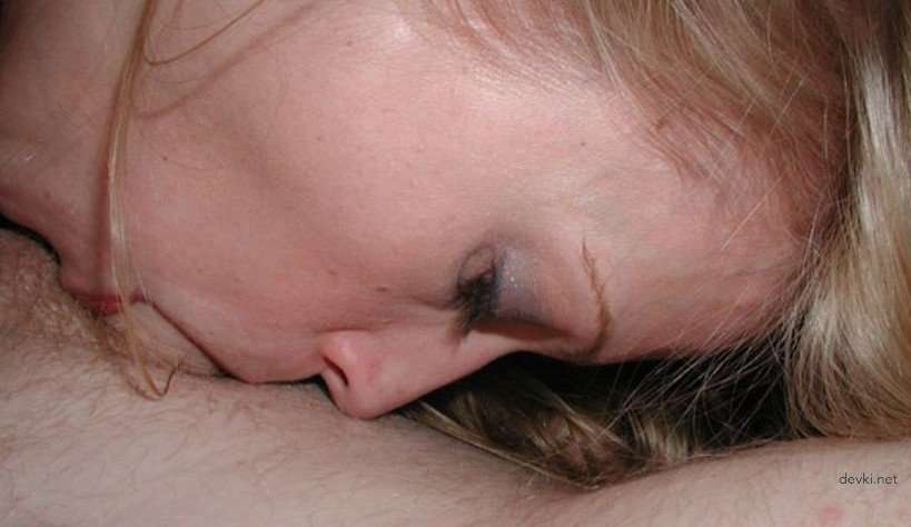 Girl Loves Drinking Cum: Amateur Porn Photo Collection