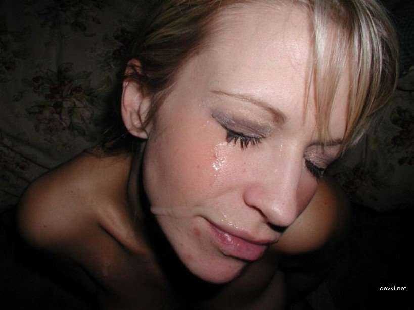 Girl Loves Drinking Cum: Amateur Porn Photo Collection