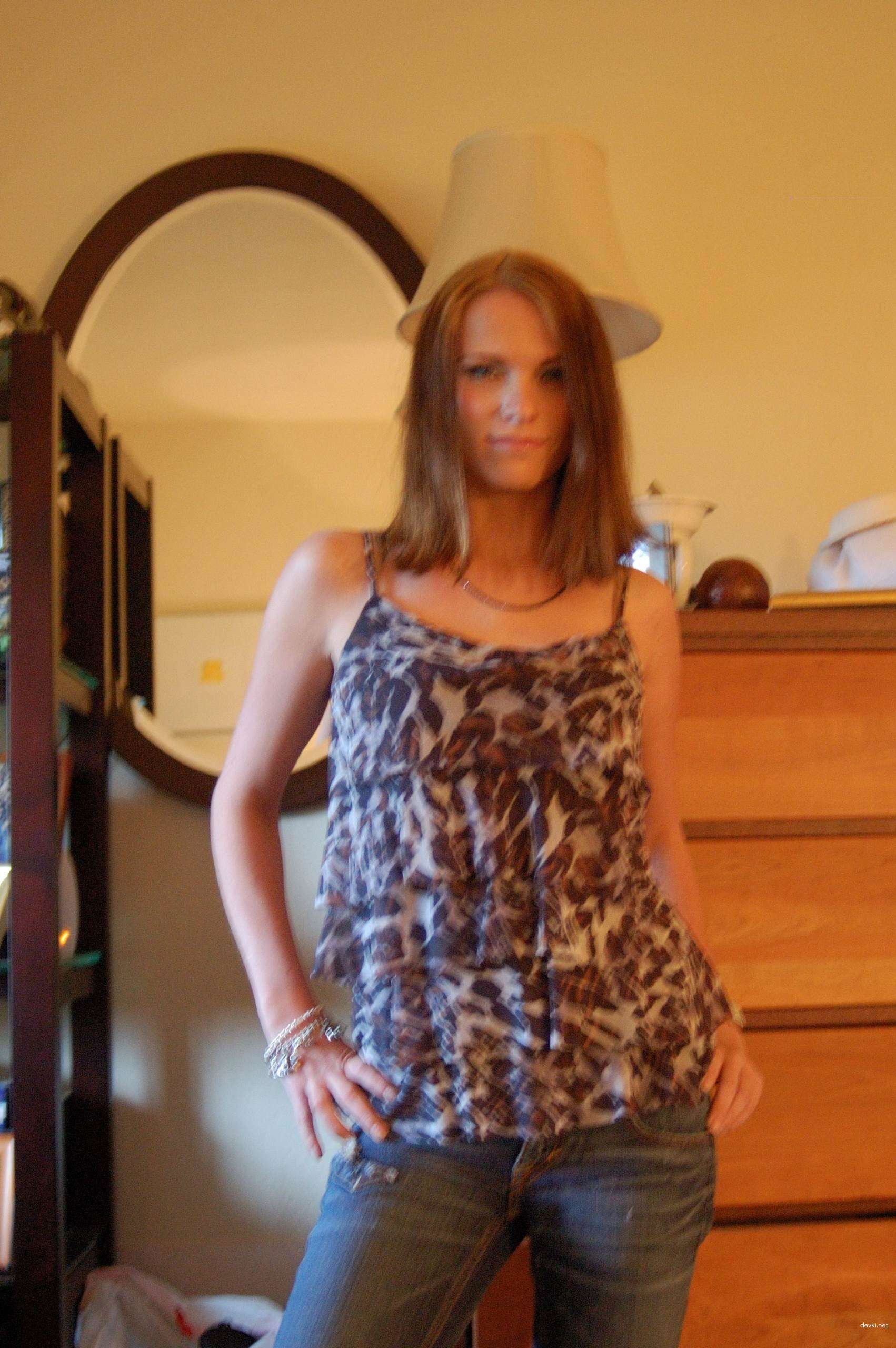 Hot Wife Poses in Amateur Porn Photos - Explicit XXX Content