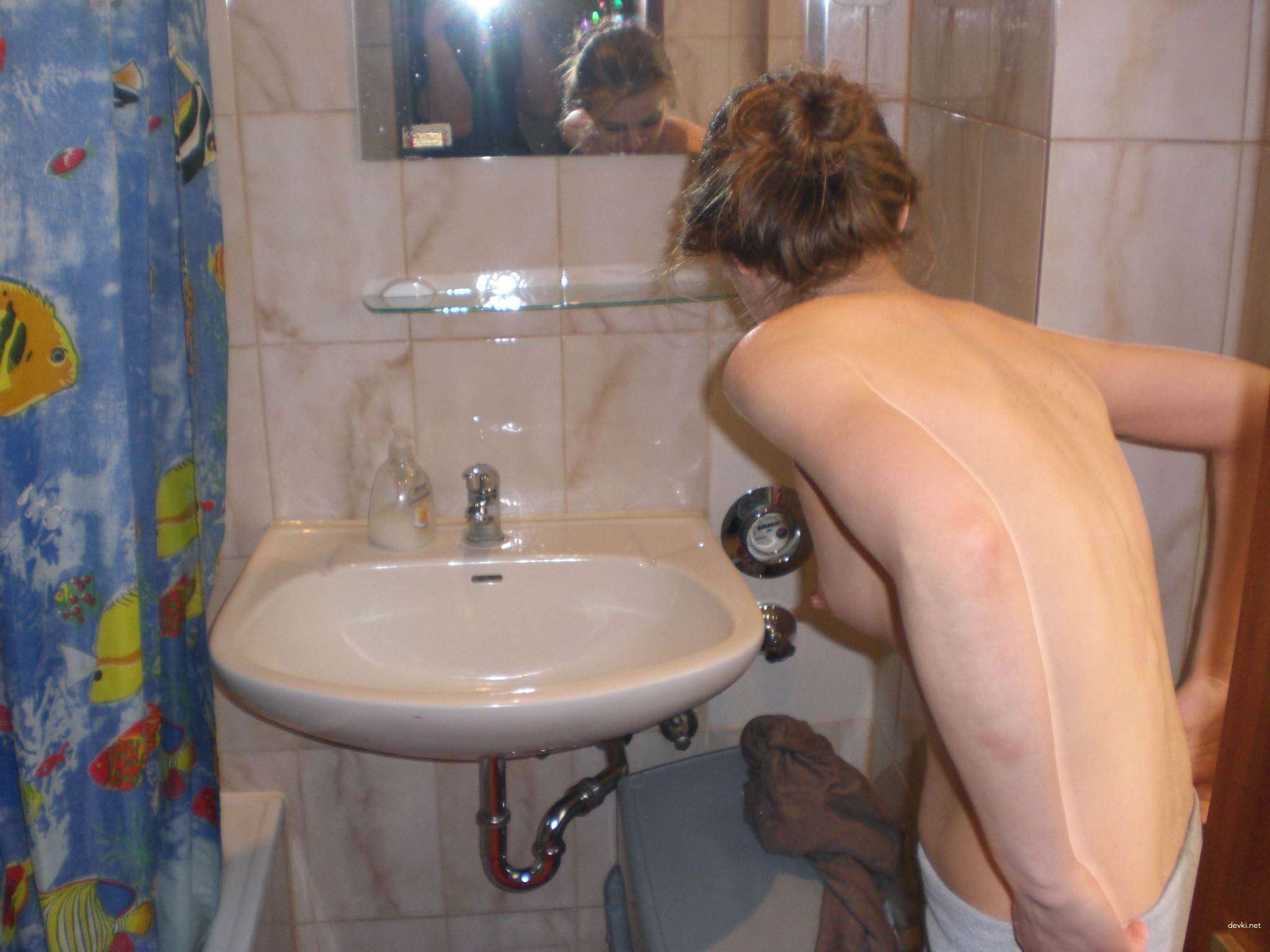 Russian Teen's Private Amateur Nude Photo: Explicit and Unfiltered Shot