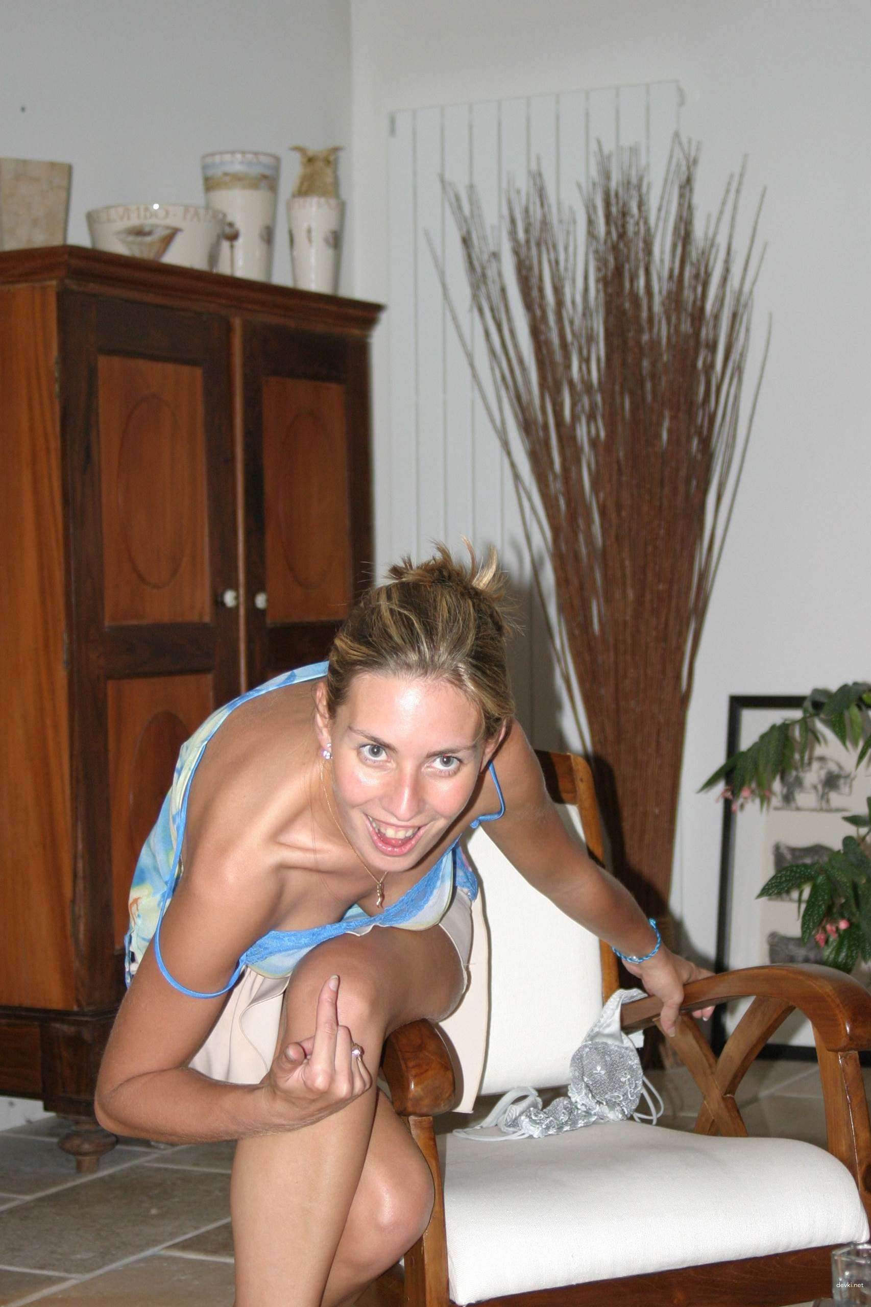 Drunk Girl Porn: Explicit Amateur Photos of Intoxicated Slut