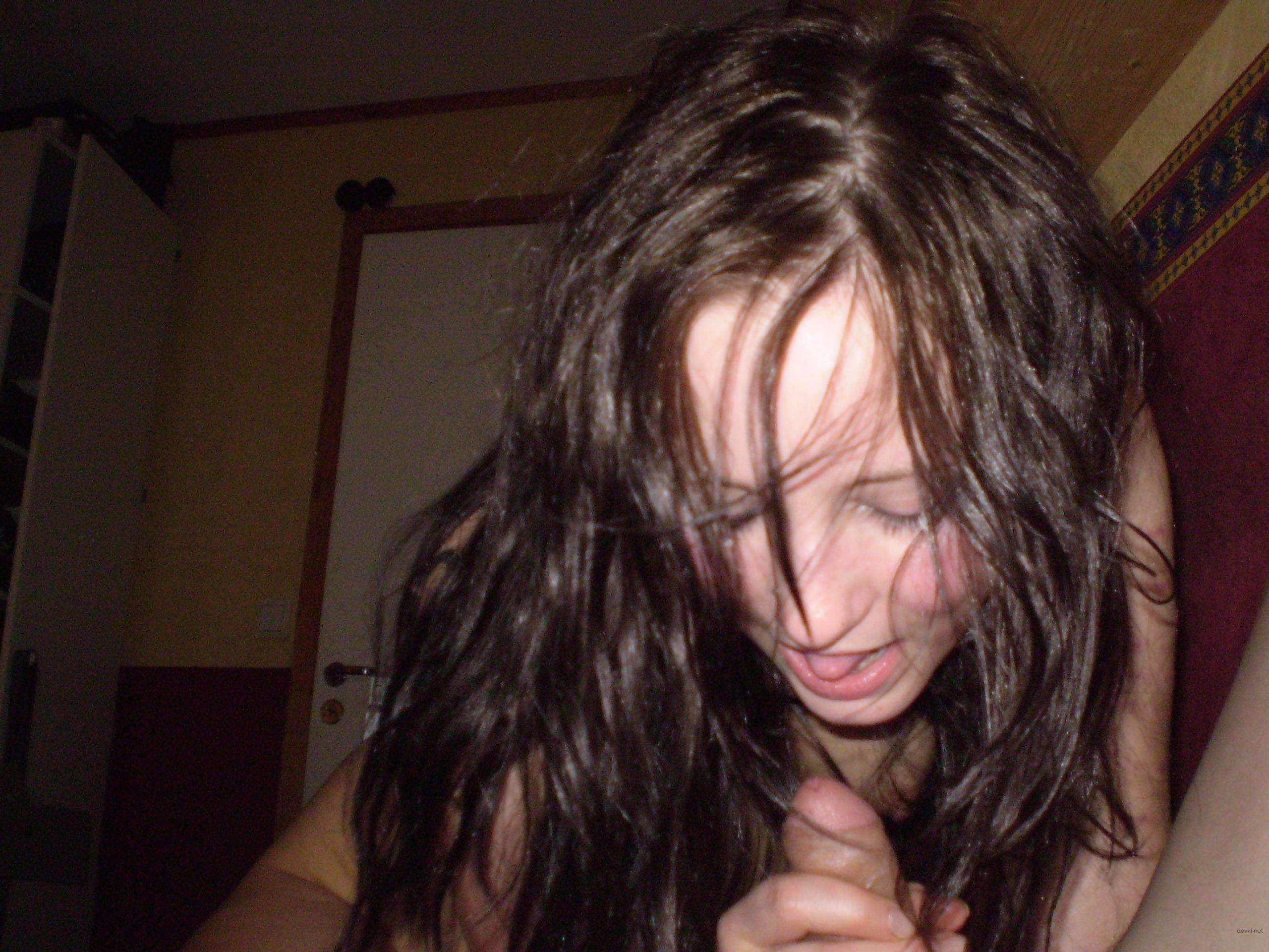 Big Clit Amateur Porn: Explicit Woman with Enormous Clitoris