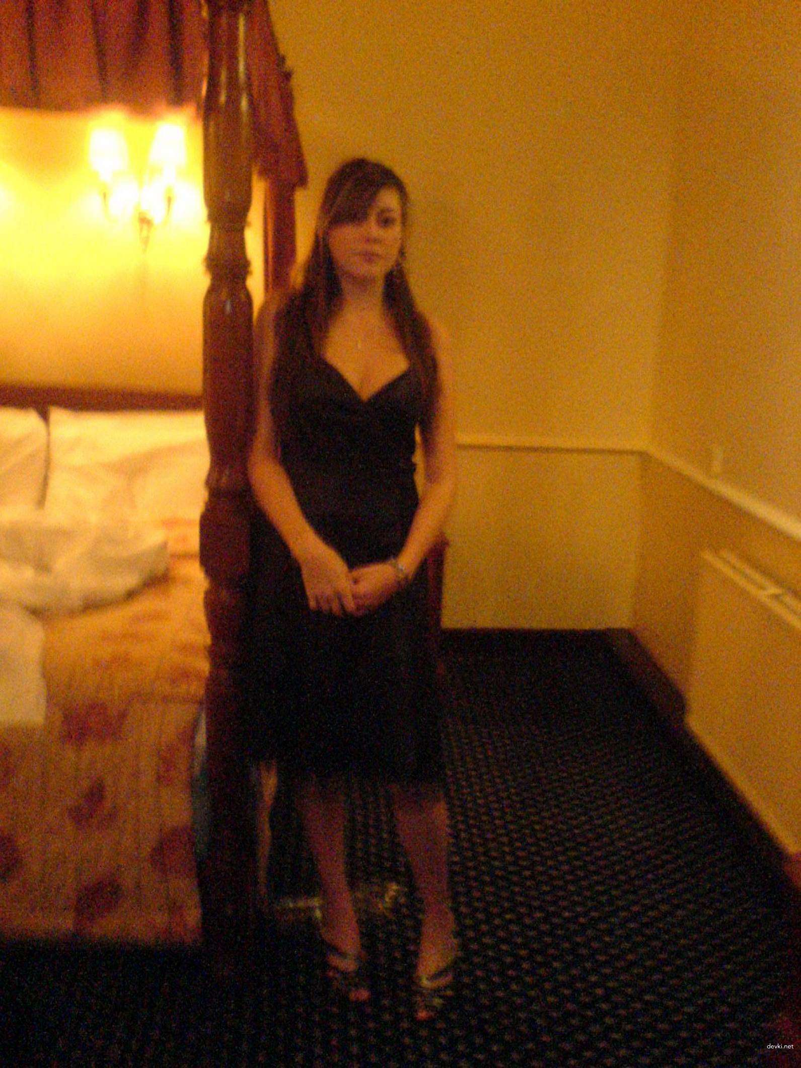 Amateur Slut Deepthroats Thick Cock - Explicit Blowjob Porn