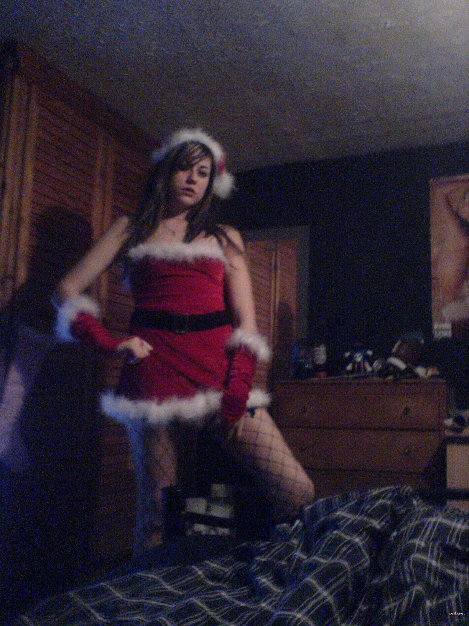 Amateur Slut Deepthroats Thick Cock - Explicit Blowjob Porn