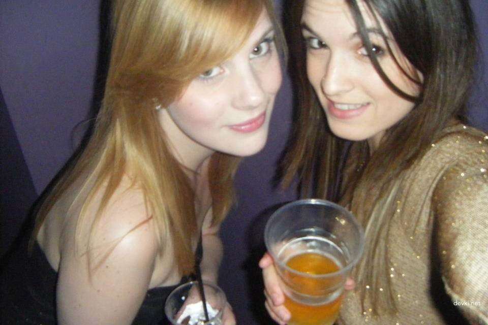 Private amateur porn photo of girl with huge ass - explicit homemade content