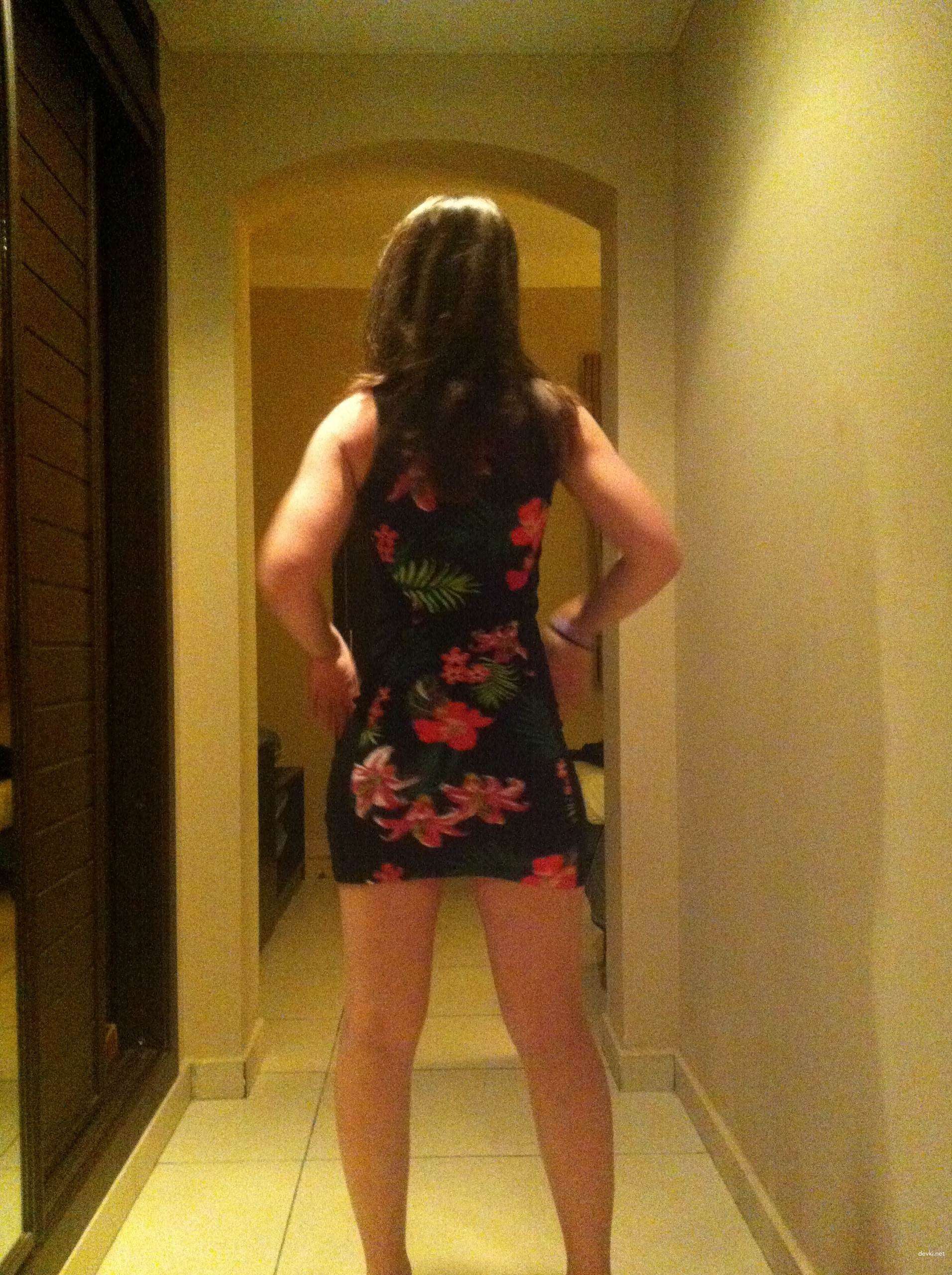 Private amateur porn photo of girl with huge ass - explicit homemade content