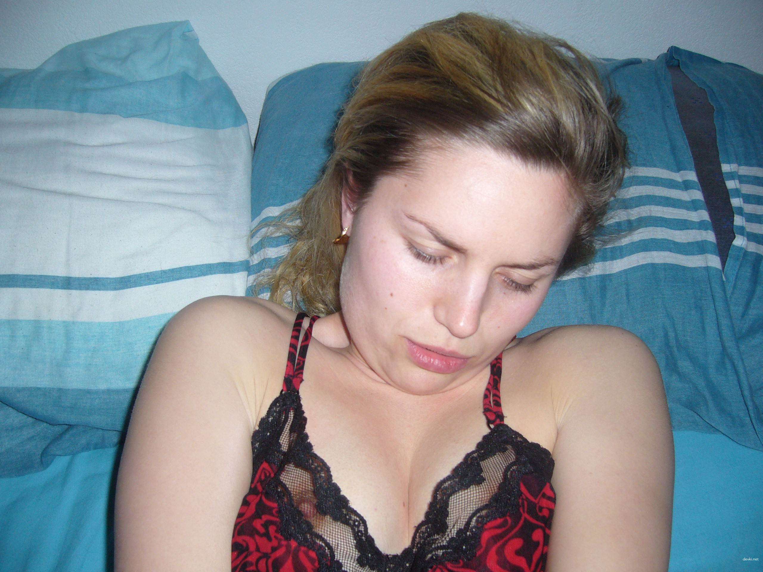 Amateur Slut Sucks Big Black Cock - Explicit Interracial Blowjob Photo