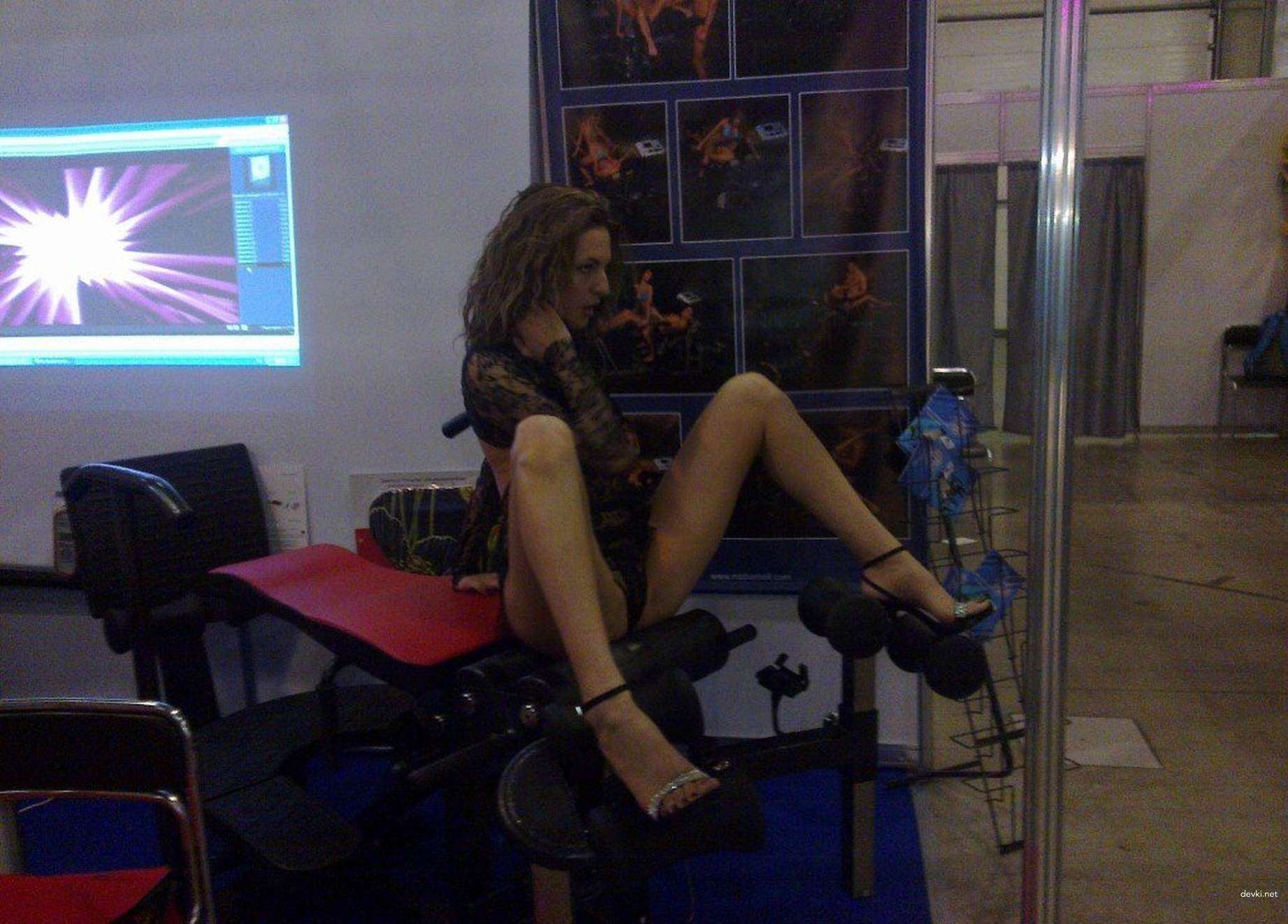 Hot Amateur Babes with Amazing Asses in Hardcore Porn Photos