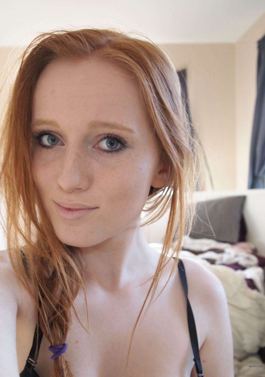 Redhead Teen's Explicit Homemade Selfies - Amateur Porn Pics