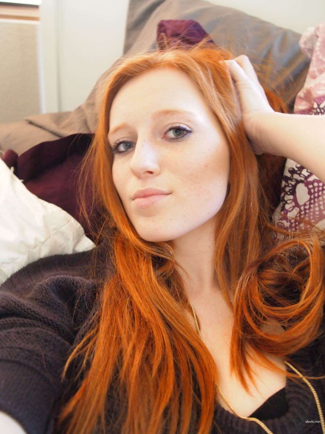 Redhead Teen's Explicit Homemade Selfies - Amateur Porn Pics