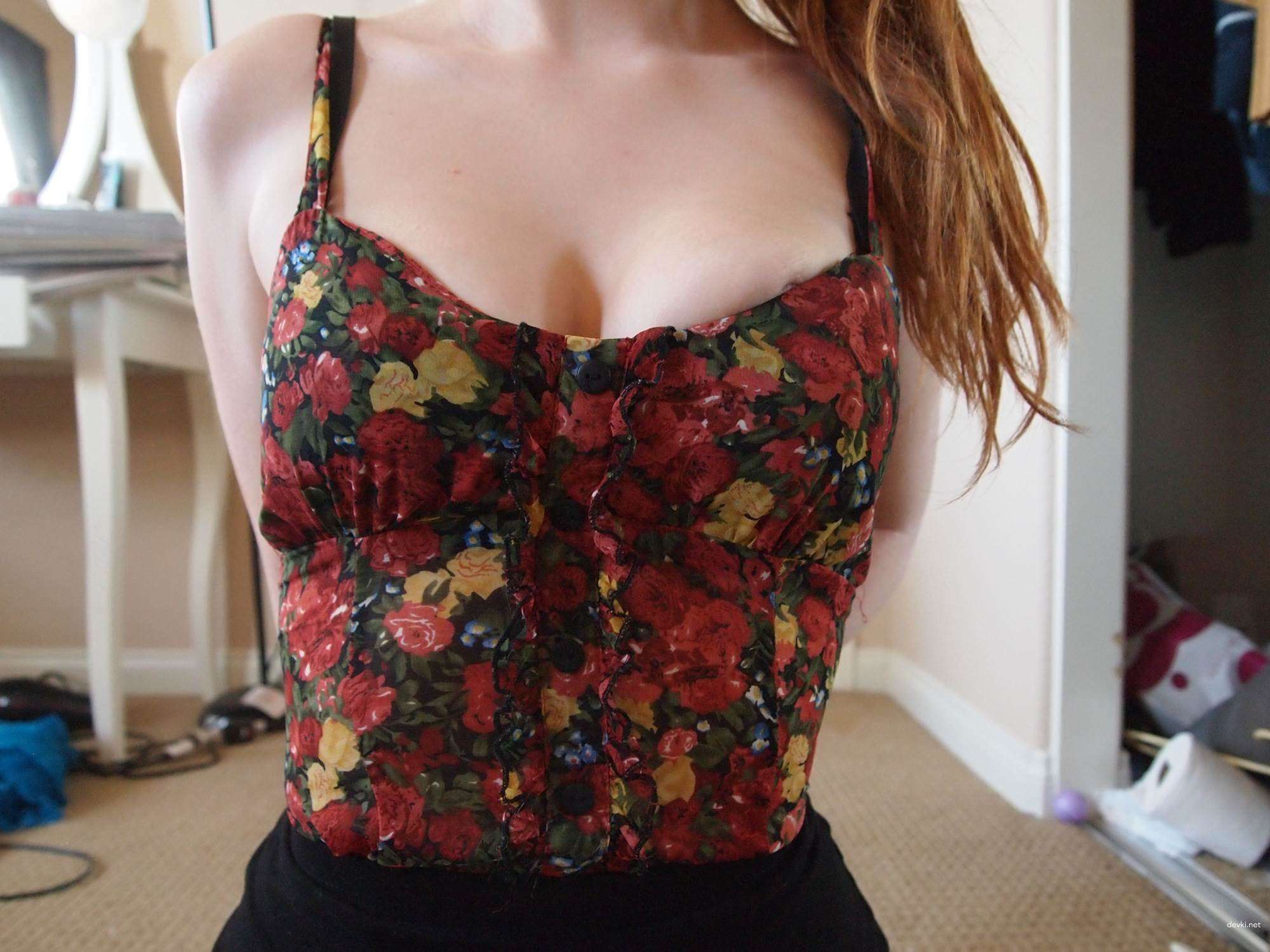 Redhead Teen's Explicit Homemade Selfies - Amateur Porn Pics