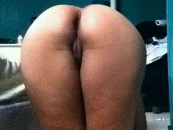 Hot Mulatto Babe Engages in Hardcore Sex