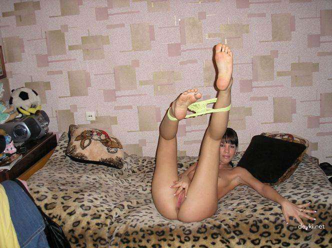 Hot Slut Loves Fucking Herself with Vegetables - Amateur Porn Pic