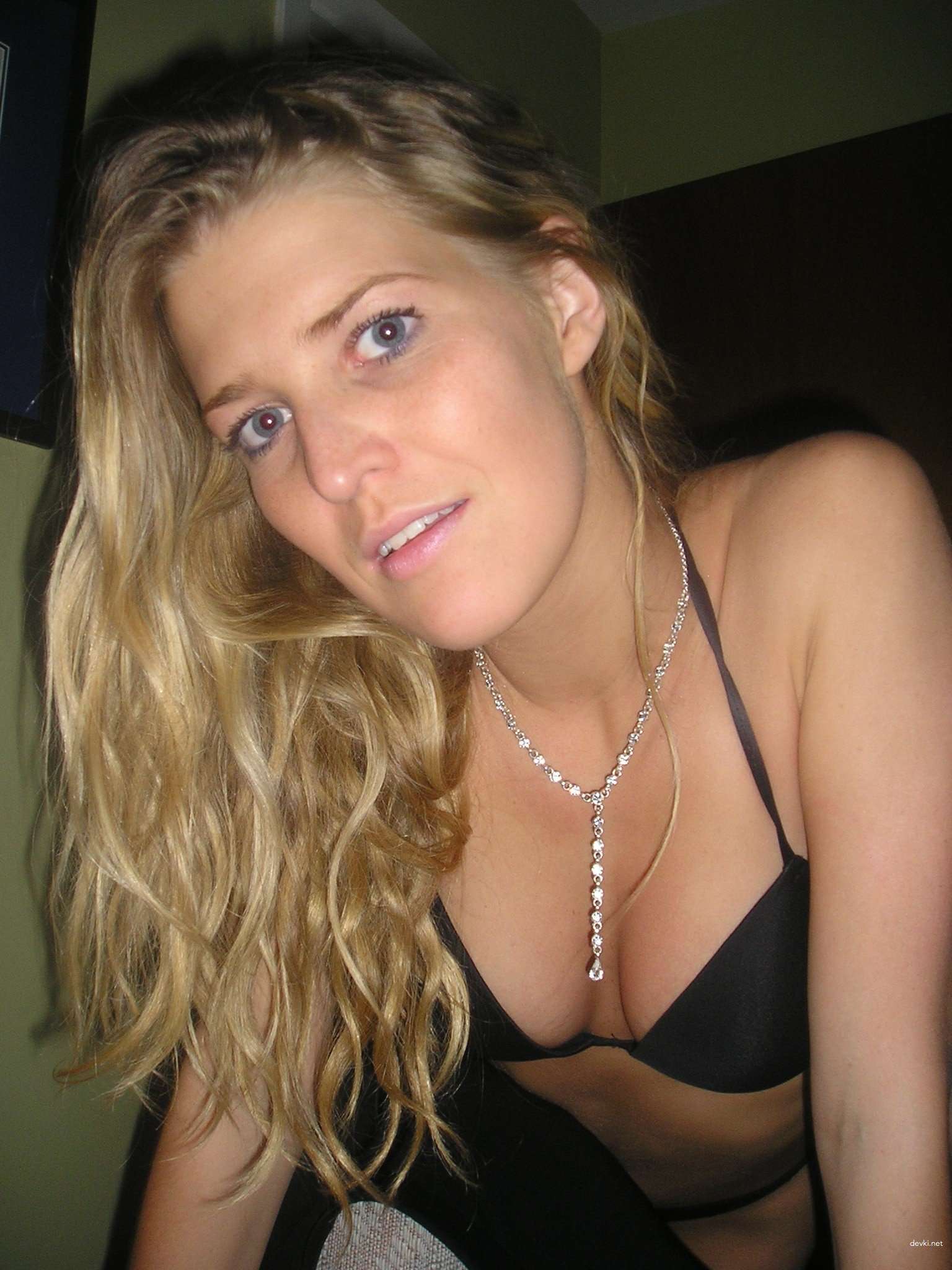 Hotwife Sucking Dick in Private Amateur Porn Photo