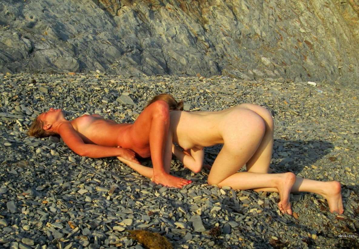 Secretary's Intimate Amateur Porn Photo - Explicit Office Sex Scene