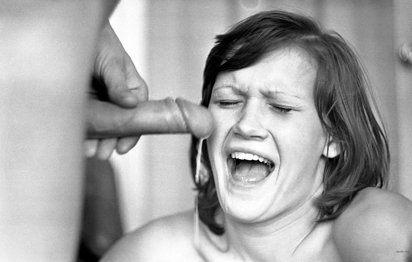 Soviet Amateur Porn Photos: Explicit Vintage Russian Sex Pics