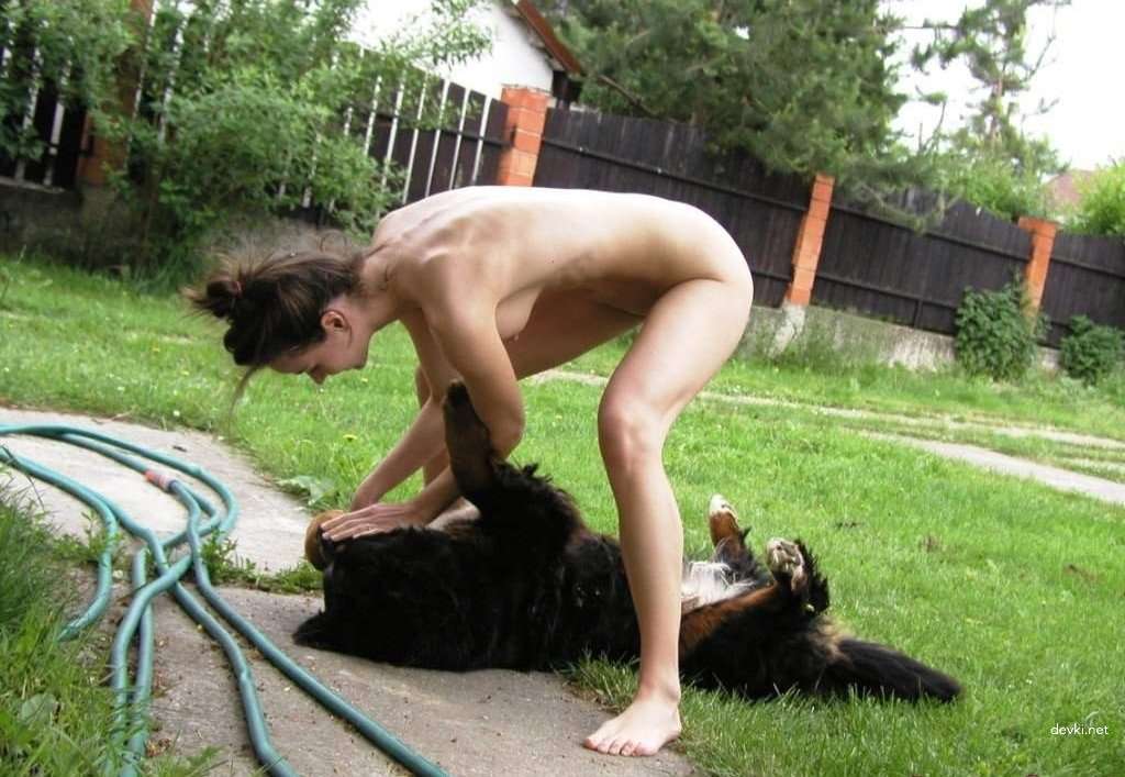 Stunning Woman's Amateur Porn - Explicit Homemade Sex Pics