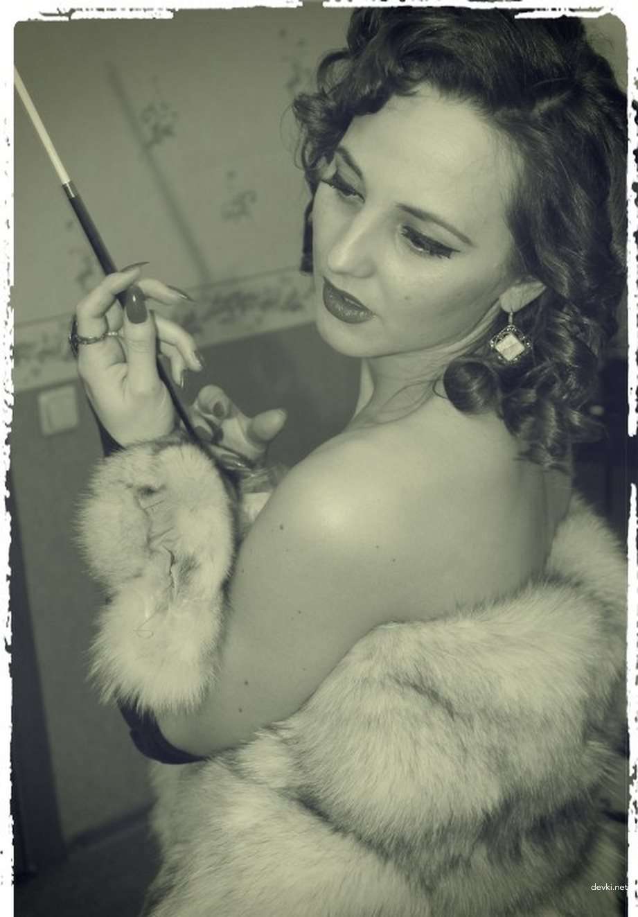 Newlyweds Amateur Porn Photos - Young Couple Explicit Sex Pictures