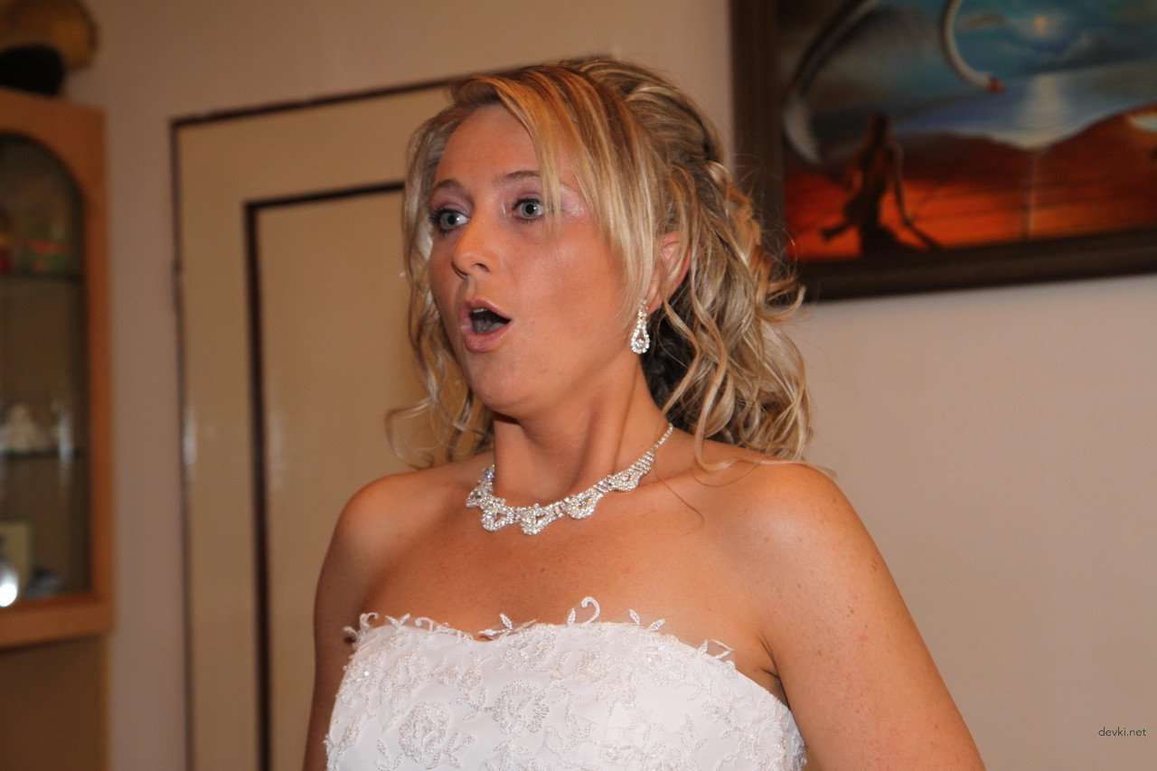 Amateur Bride Sex Photos: Explicit Wedding Night Pics