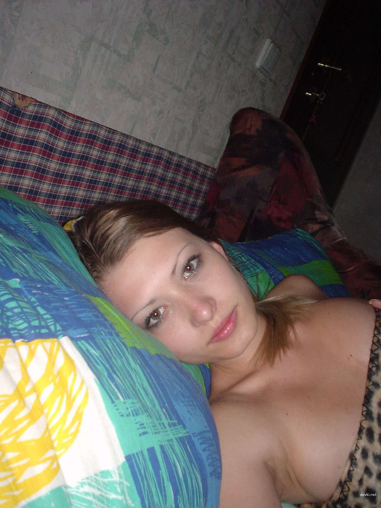 Hot Amateur Girl Masturbates Her Wet Pussy - Explicit Solo Porn Photo