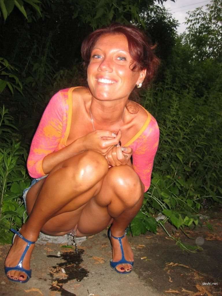 Amateur XXX Pics of Juicy Woman - Explicit Homemade Porn